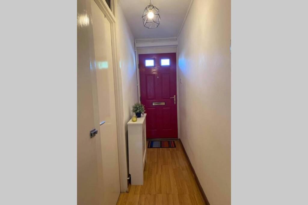 Beautiful Large Room In London Flat Exteriör bild