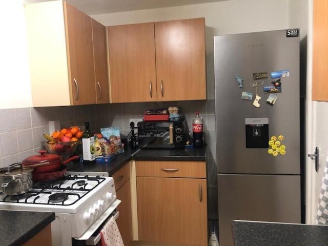 Beautiful Large Room In London Flat Exteriör bild